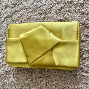 CLUTCH BAG / SHOULDER BAG